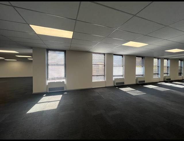 2,000M² OFFICE TO LET IN ROSEBANK